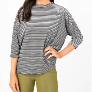 Agnes & Dora 3/4 Sleeve Boxy Pullover Gray Black Burnout size Medium